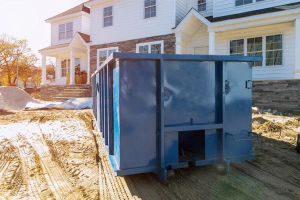 employees at Dumpster Rental of Espanola